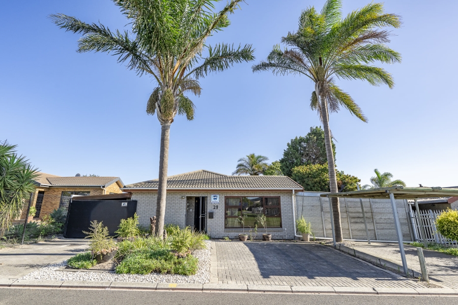 4 Bedroom Property for Sale in Protea Heights Western Cape